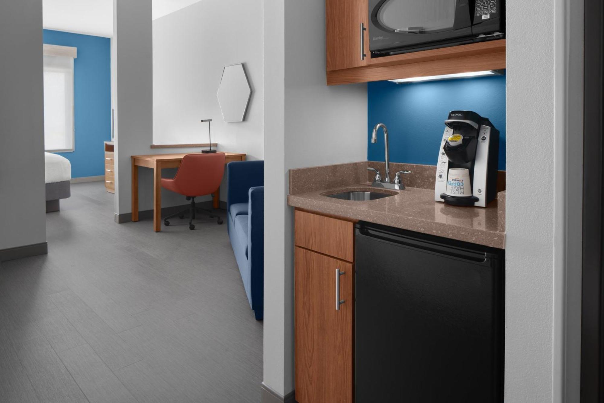 Holiday Inn Express & Suites Midland South I-20 By Ihg Εξωτερικό φωτογραφία